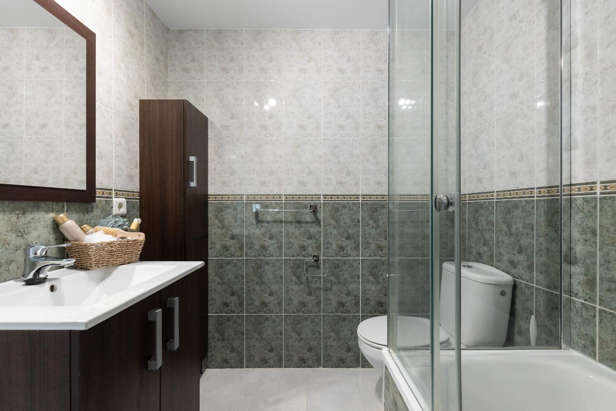 Uhc Rodas Apartments Салоу Номер фото