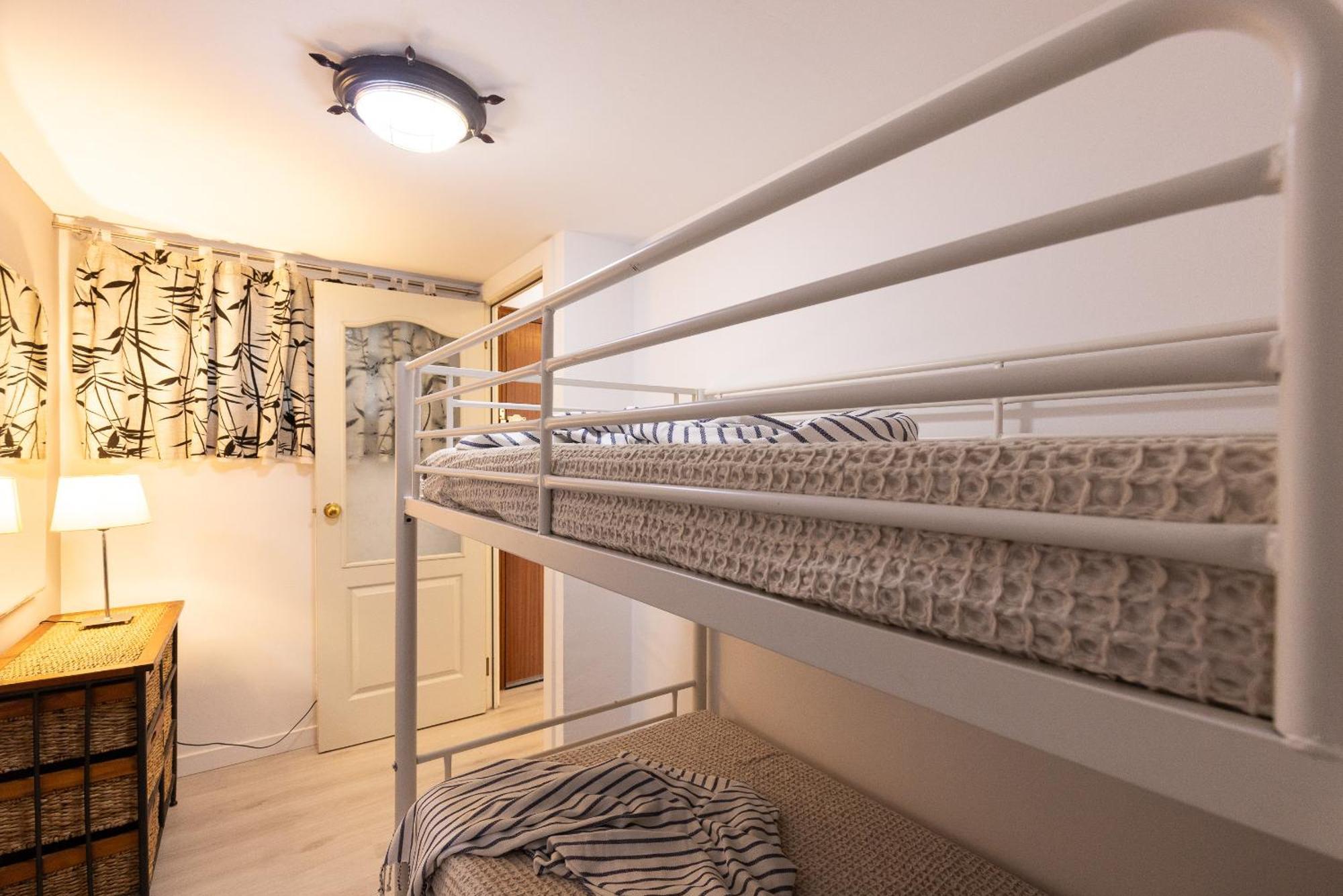 Uhc Rodas Apartments Салоу Номер фото
