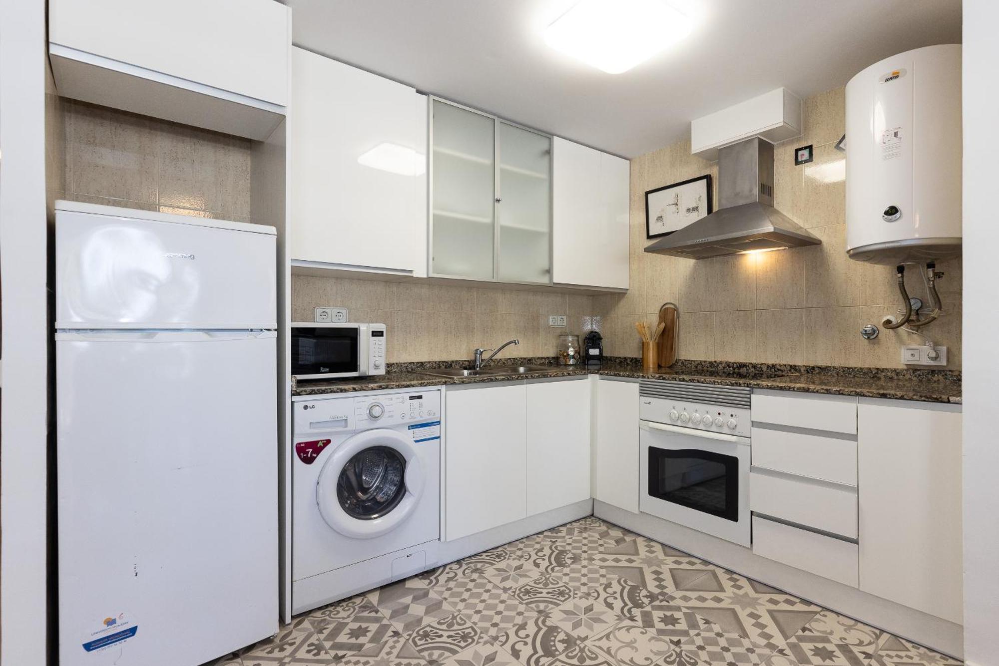 Uhc Rodas Apartments Салоу Номер фото